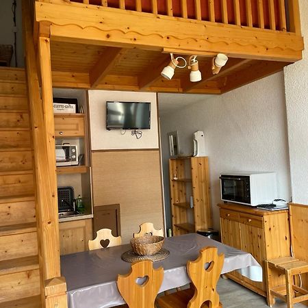 Appartement Pour 6 Personnes Au Pied Des Pistes Au Calme Aux Menuires Les Asters Saint-Martin-de-Belleville Exterior foto